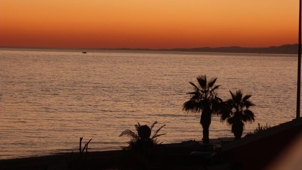 La Casa De La Playa * Chilches (Andalucia)